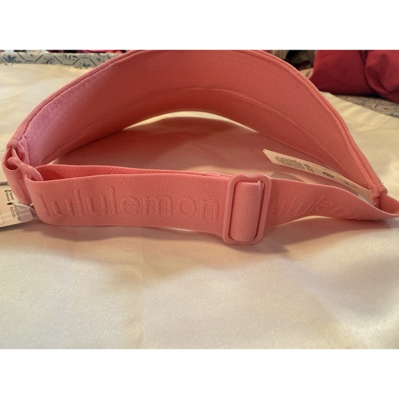 NEW Lululemon Women\'s Fast Paced Wide Band Running Pink Visor In Candy Cloud